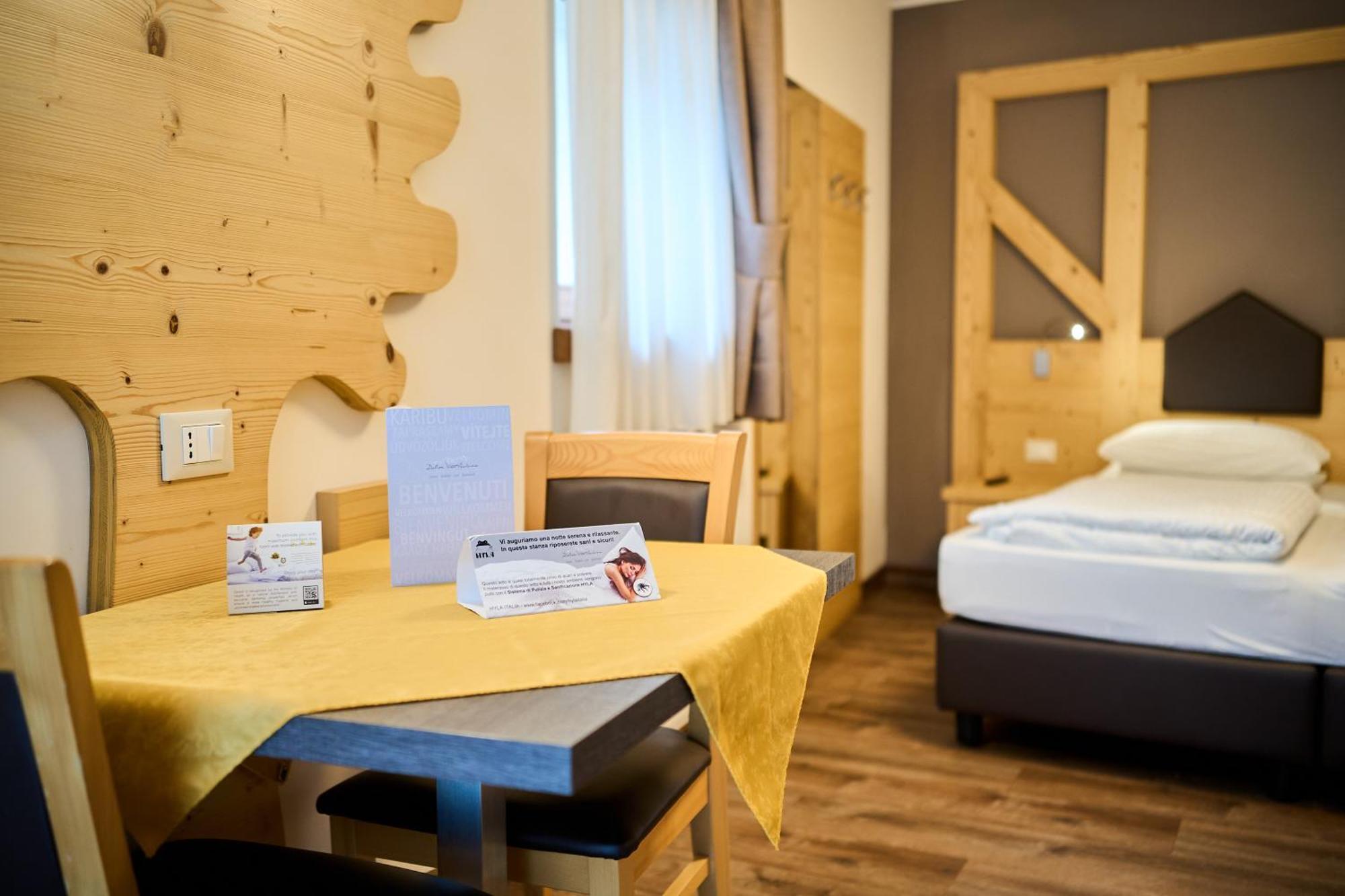 Dolcevita Ambiez B&B San Lorenzo Dorsino Dış mekan fotoğraf