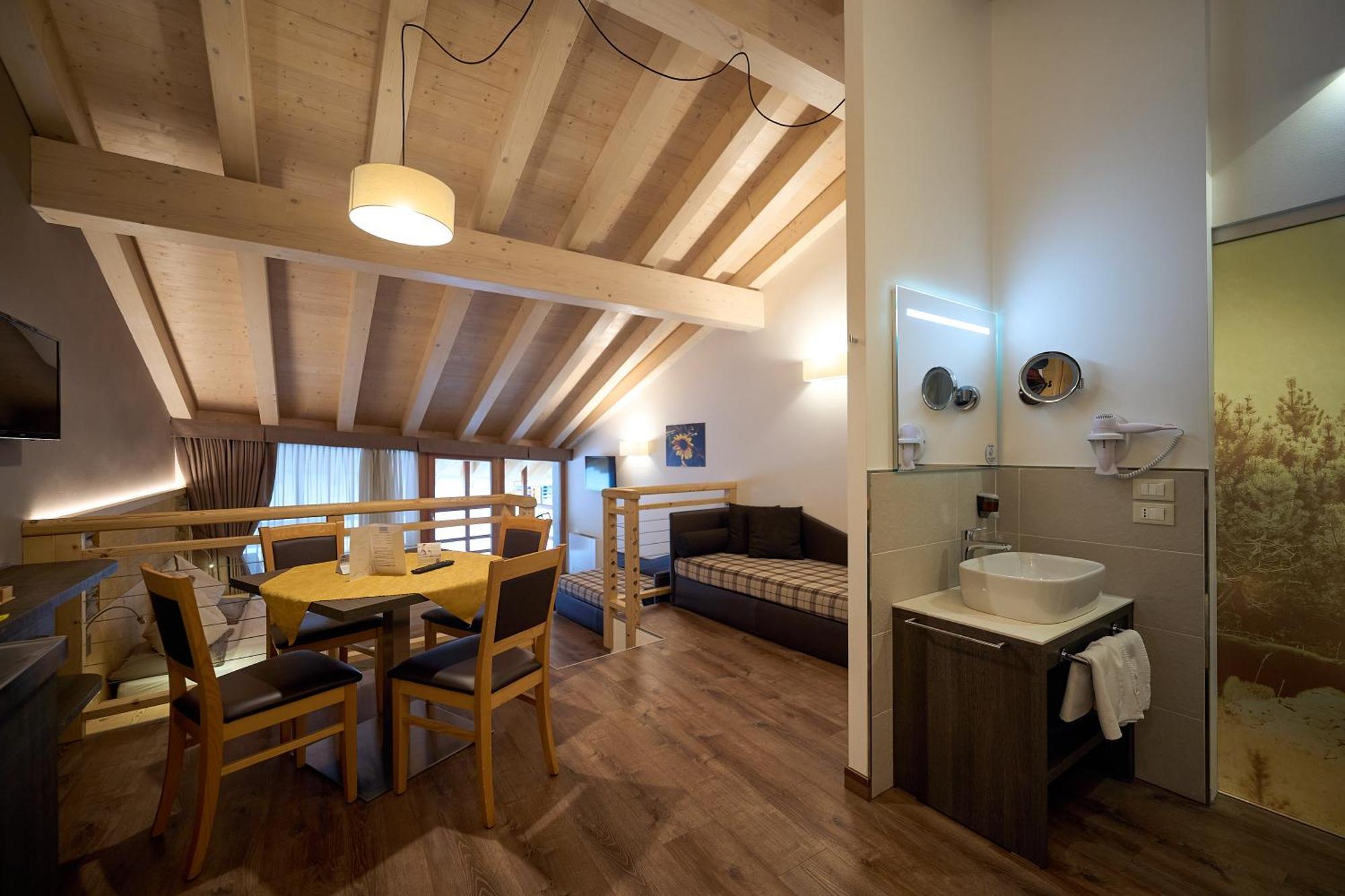 Dolcevita Ambiez B&B San Lorenzo Dorsino Dış mekan fotoğraf