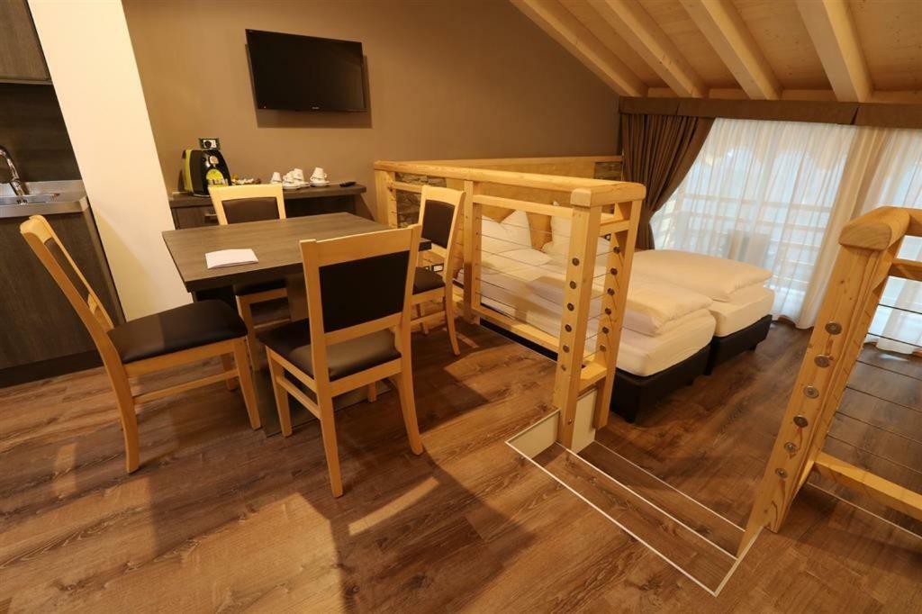Dolcevita Ambiez B&B San Lorenzo Dorsino Dış mekan fotoğraf